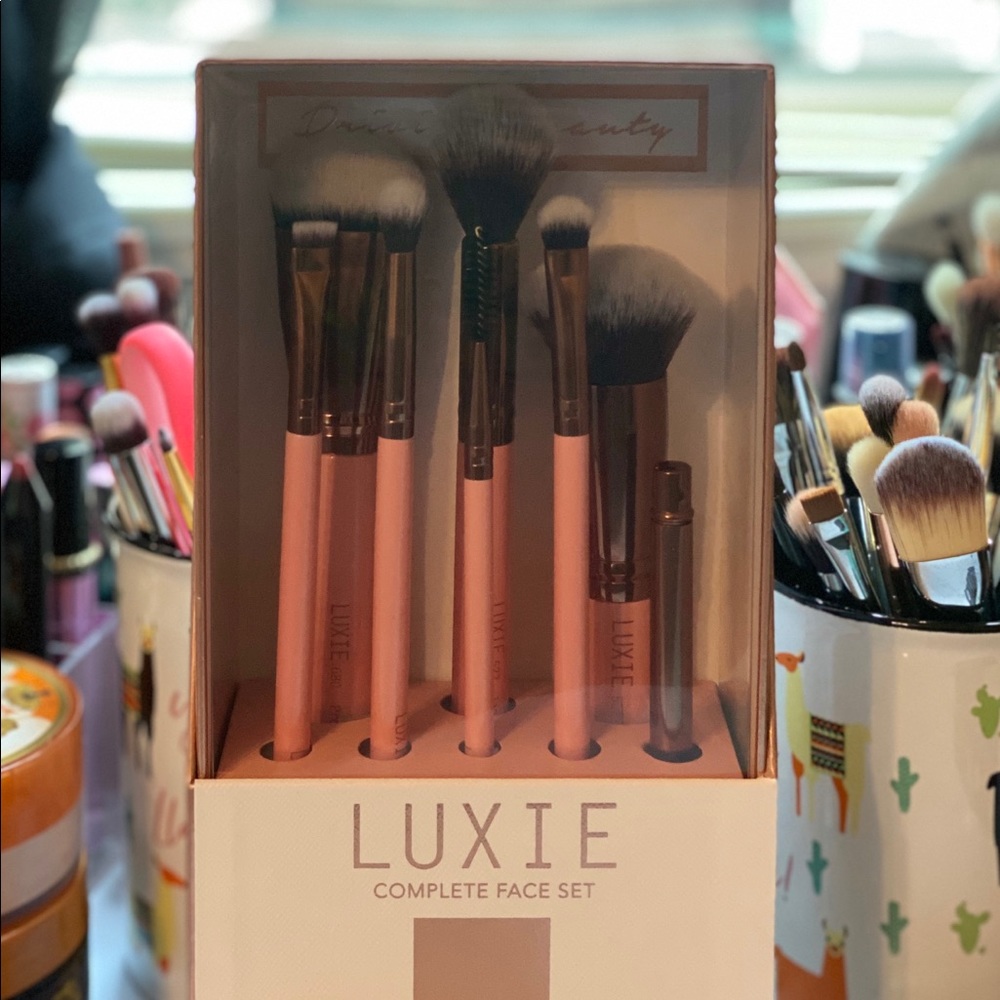 COPY - Brushes